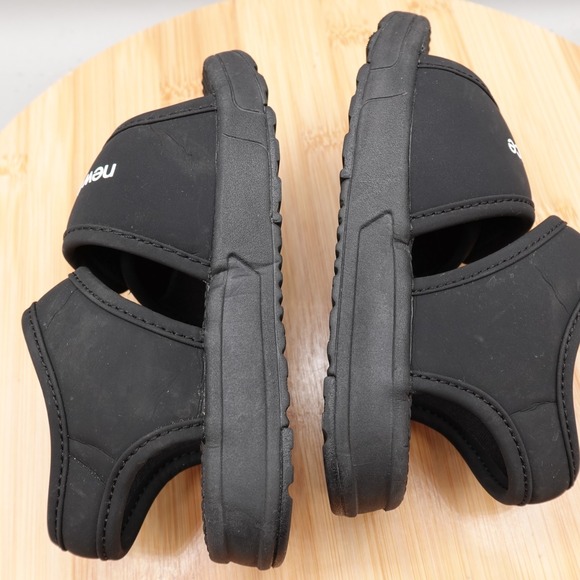 New Balance V2 Toddler Sandal Size 8 Black Ripstop Comfort - Picture 5 of 8